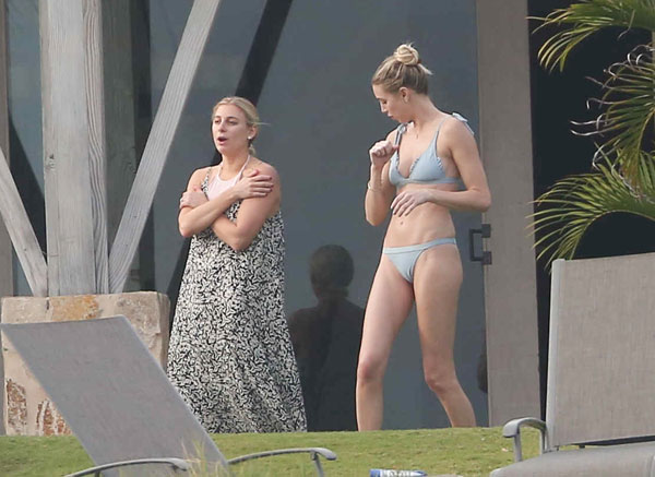 Whitney Port Caught Boasting Her Naked Bod In Cabo Without 