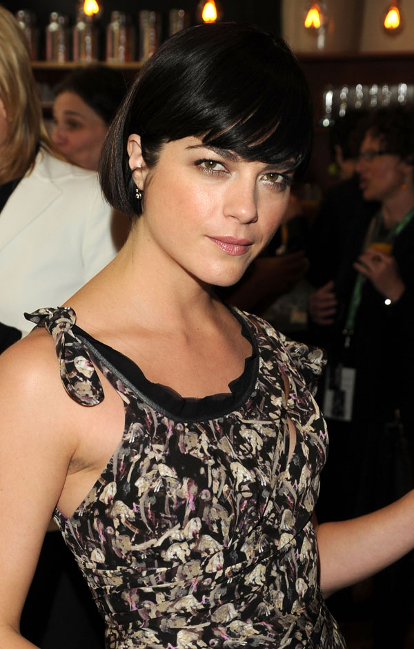 Flawed Selma Blair Gives An Alarming Statement Amid Bizarre Blackout 