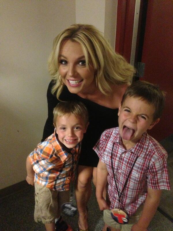 britney_spears_mothers_day