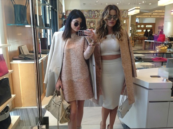 Kylie Jenner & Khloe Kardashian