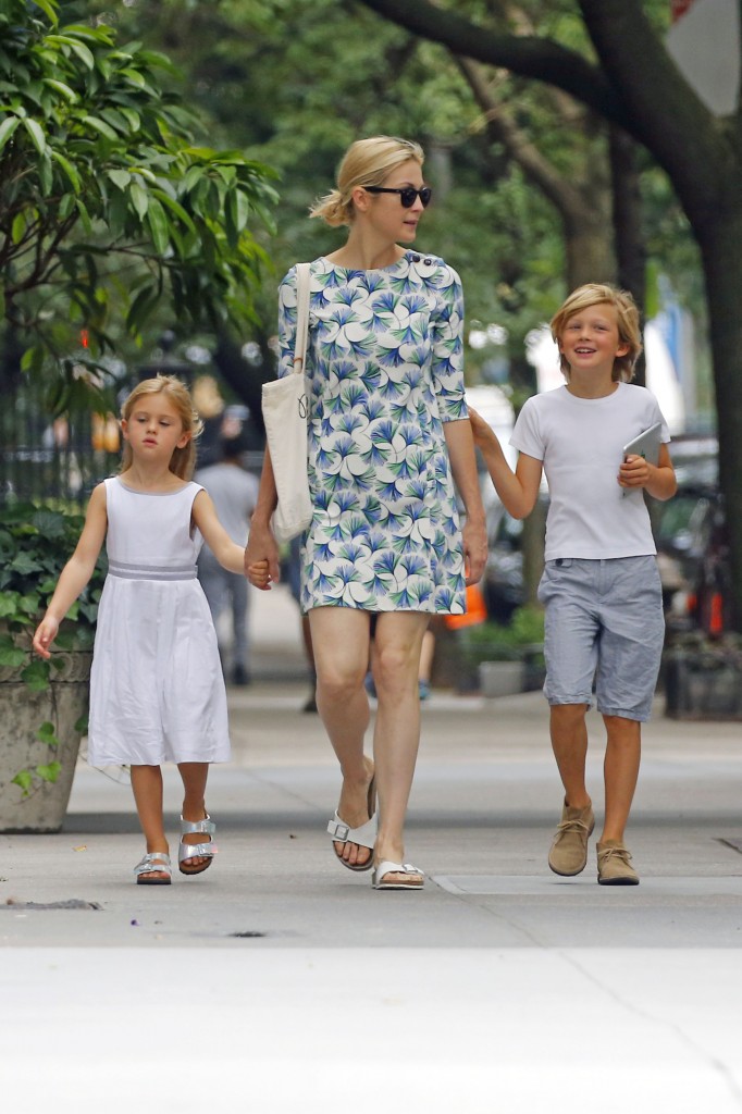 Kelly Rutherford spending time with her kids  Madison Avenue in New York City on July 8. (Photo credit: PacificCoastNews)