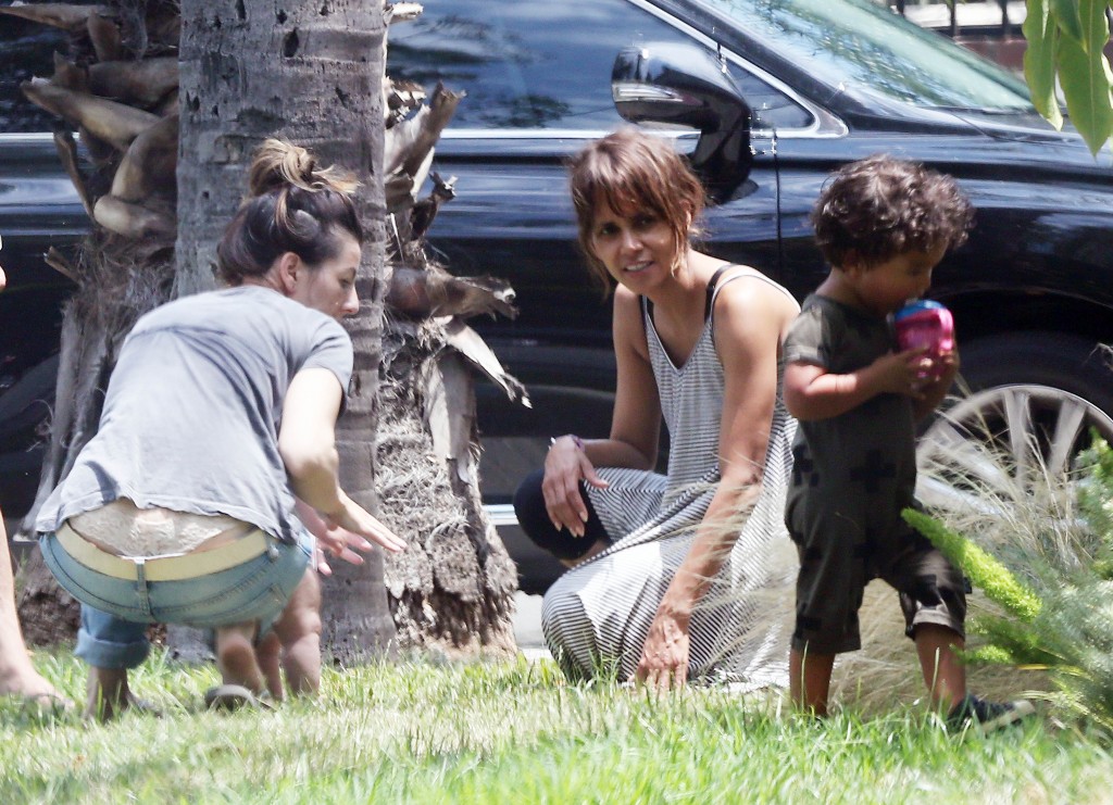 Actress Halle Berry is spotted without her wedding ring in Los Feliz, California on July 19.