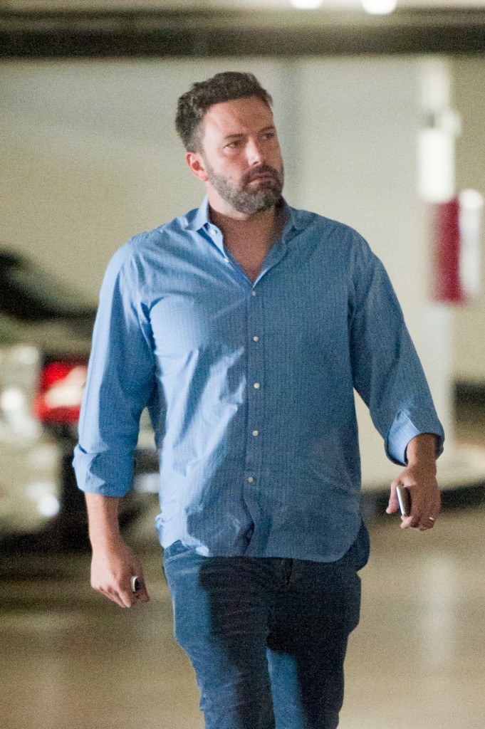 Ben Affleck is seen visiting an office building wearing his ring in Los Angeles, California. Pictured: Ben Affleck Ref: SPL1080034  150715   Picture by: GONZALO/Bauergriffin.com 