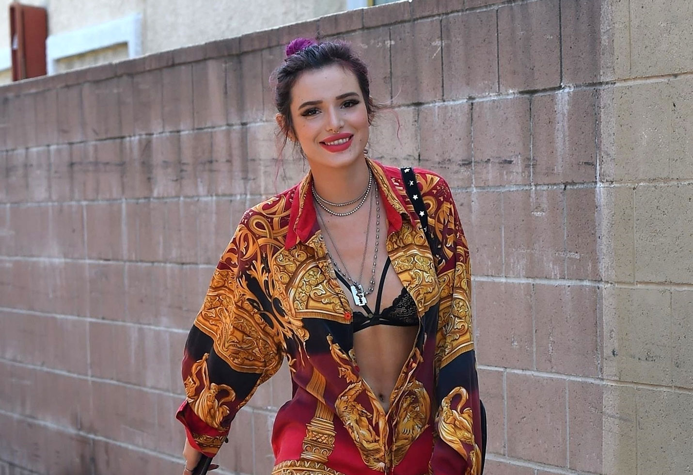 Photos Bella Thorne Flashes Her Abs In Another Bizarre Outfit